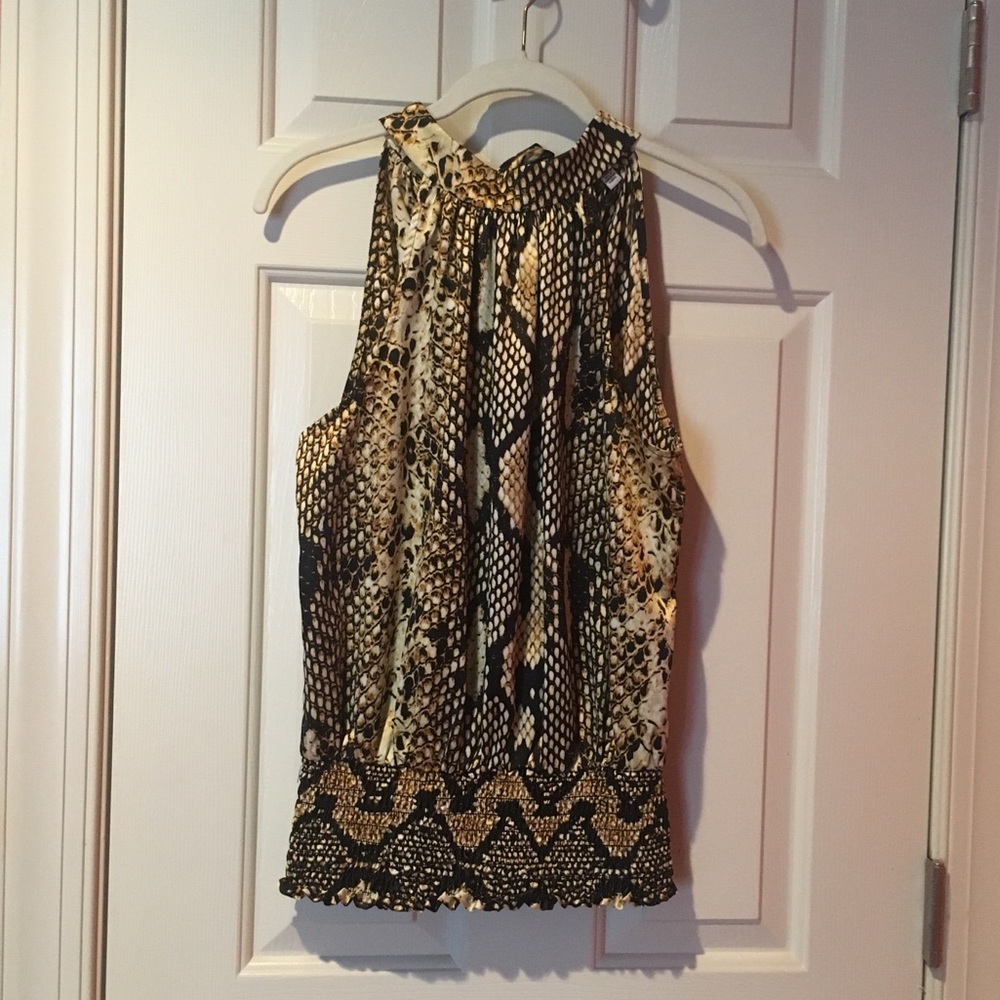Like new Cache halter top size small